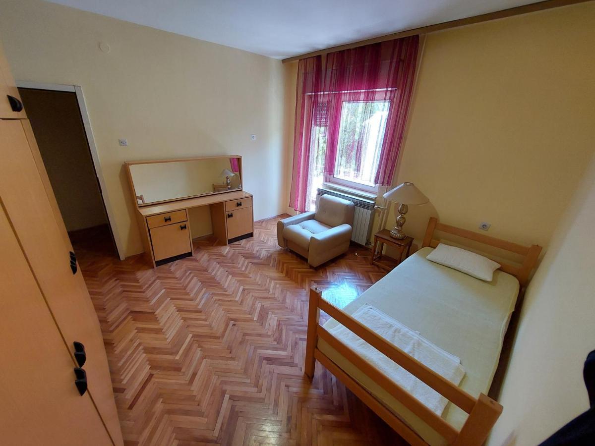 Hills Apartment Ni Exterior foto